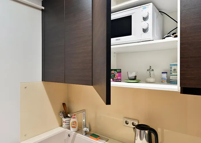 Апартаменти Modern Studio-apartment In The Centre