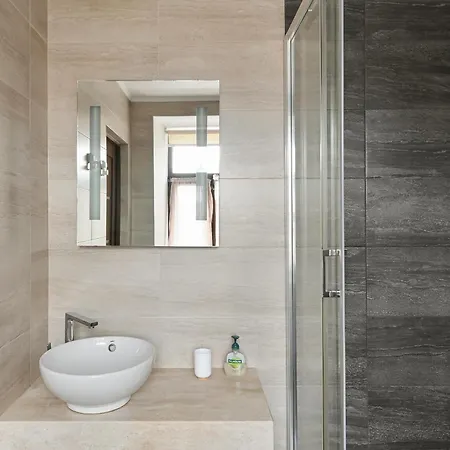 Modern Studio-apartment In The Centre * Riga