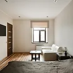 Apartment Modern Studio-apartment In The Centre *